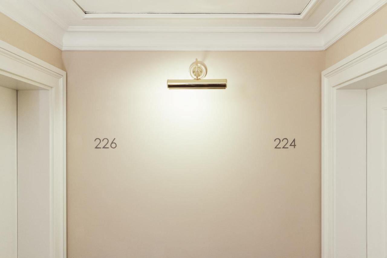 Hotel Leon d'Oro Rovereto  Buitenkant foto